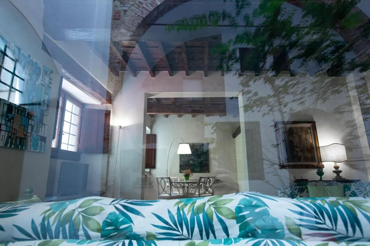 Torre Dei Sapiti Apartment Florence